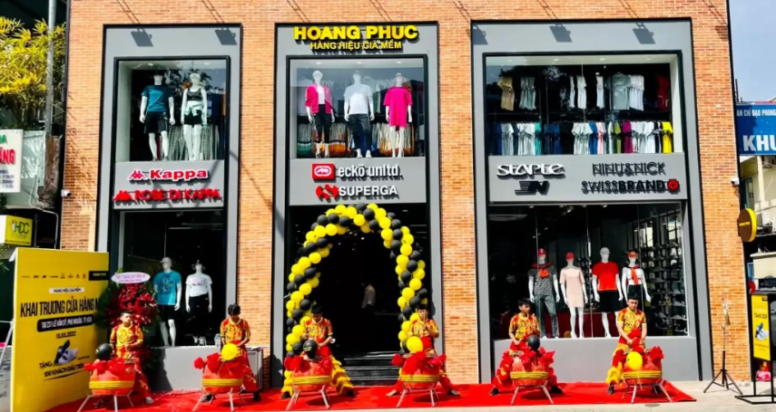 A-connection hợp tác cùng Hoàng Phúc