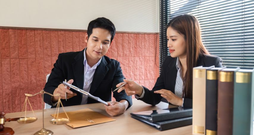 Nên kiểm tra pháp lý mặt bằng văn phòng trước khi thuê